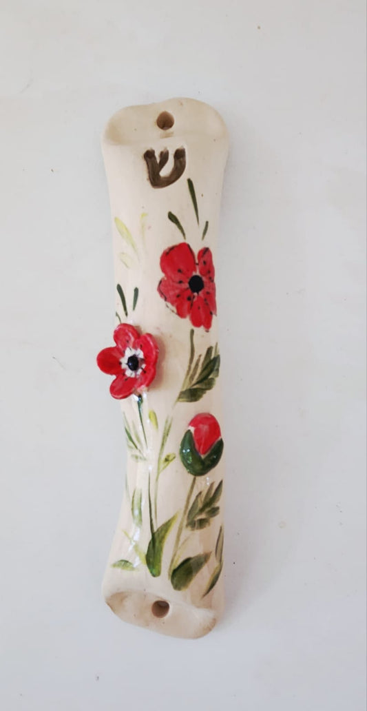 בית מזוזה עם פרחים בתלת מימד