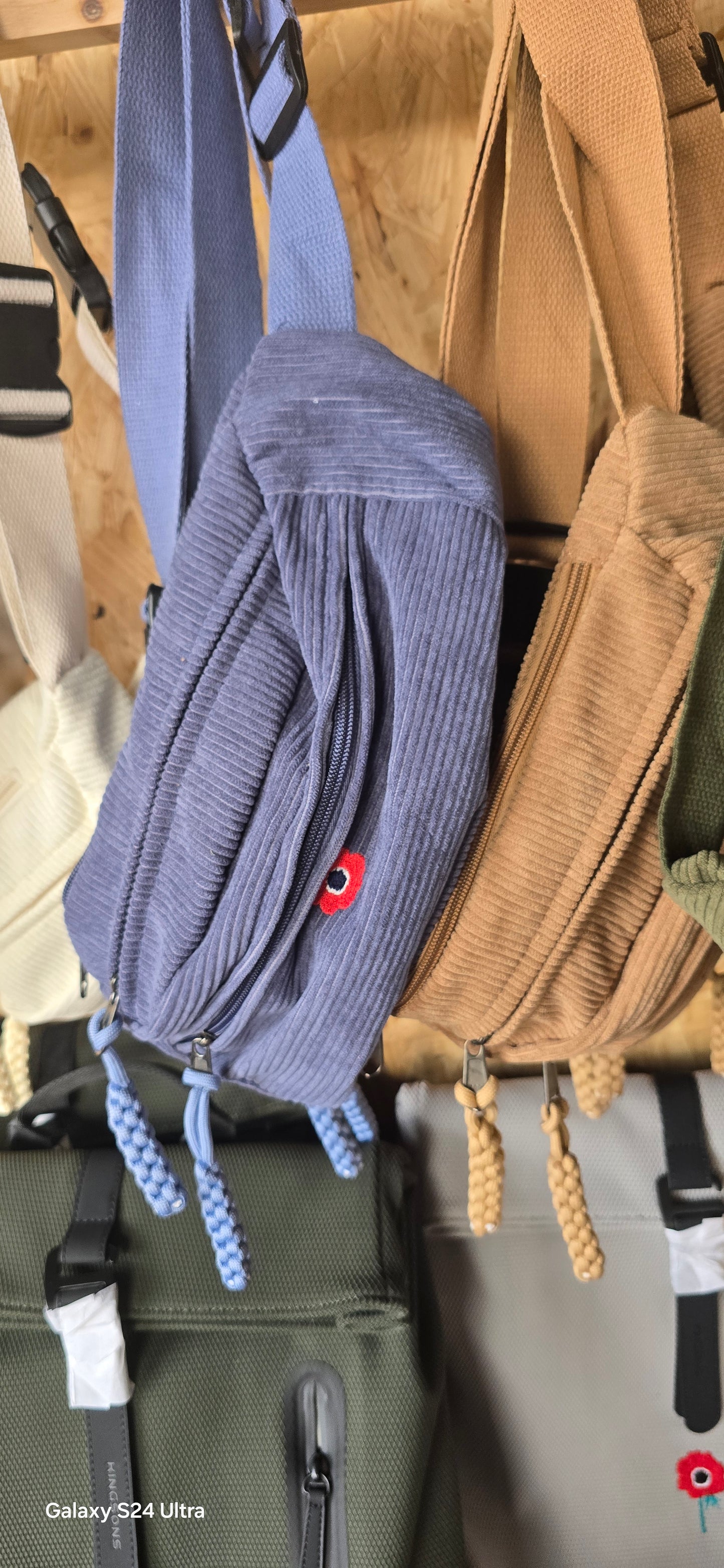 פאוץ׳ - מחיר השקה